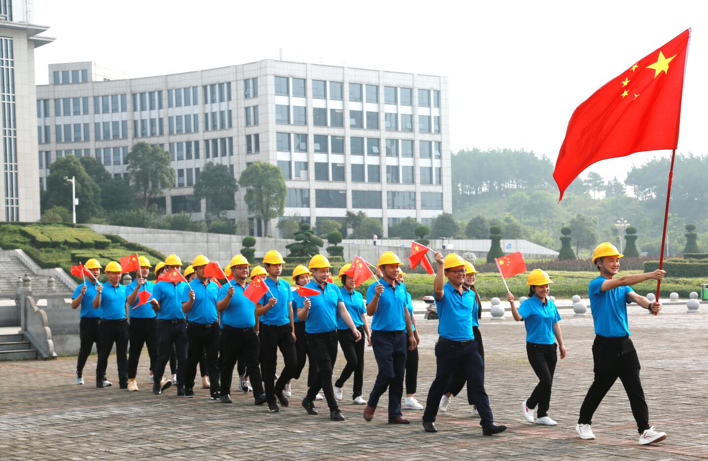 20190711  参加城管系统建国70周年快闪活动.JPG